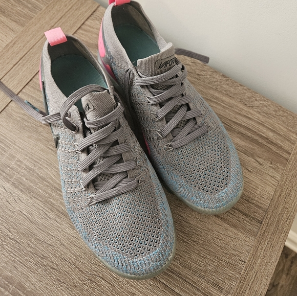 Nike Women's Vapormax - Picture 8 of 8